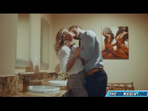❤️ Коли грудаста блондинка спокушає вас у громадському туалеті ☑ Просто порно у нас uk.xxxpornimages.ru